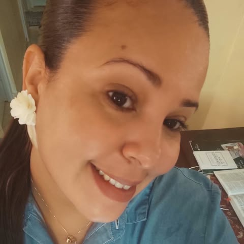 Meet your Posher, Dayana